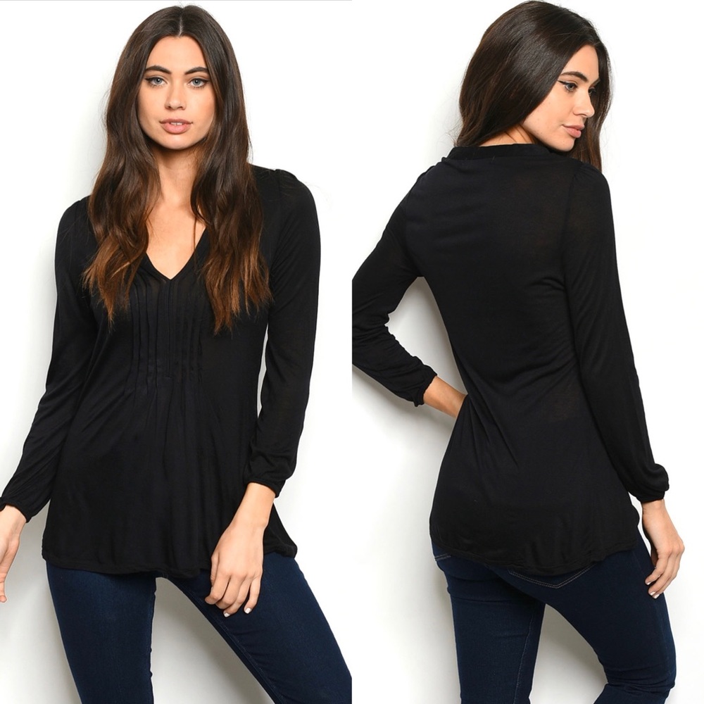 NWT MELROSE CHIC Black long sleeve top - Picture 2 of 3